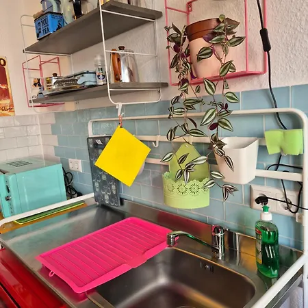 Enjoy Augustastrasse Parkplatz Und Balkon