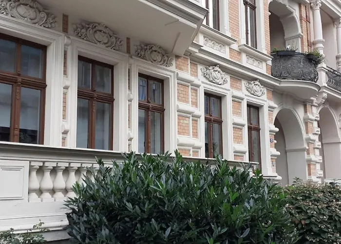 Enjoy Augustastrasse Parkplatz Und Balkon Apartment Gorlitz